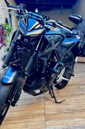 YAMAHA MT-03 ABS YAMAHA MT-03 ABS
